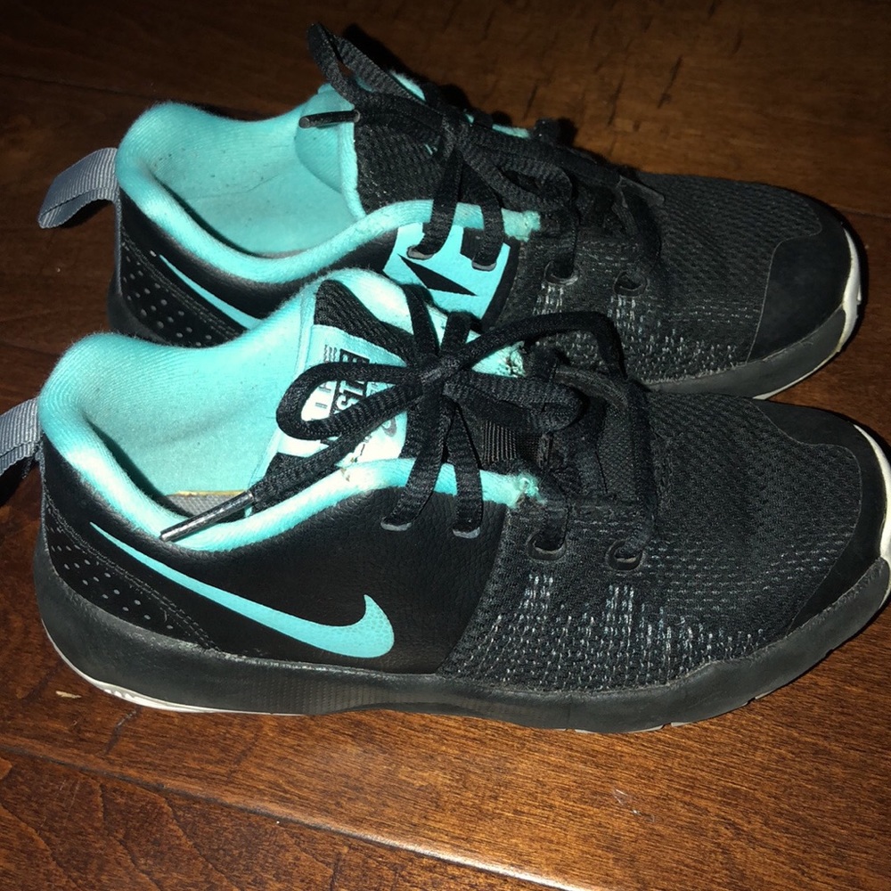 Kids teal Nike’s